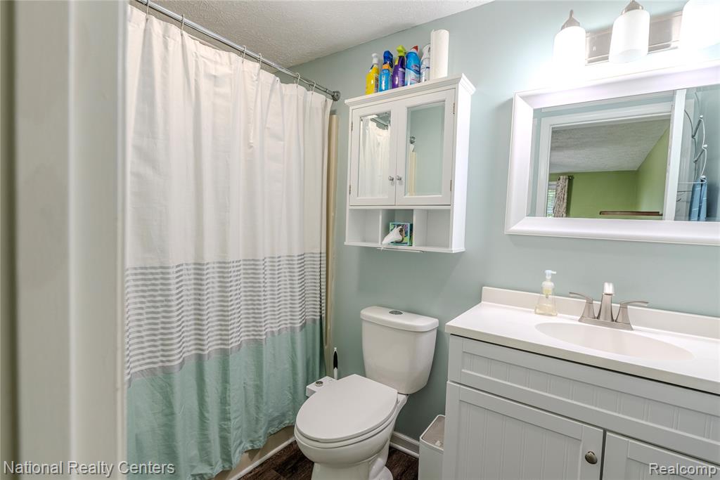 45933 Brookside North Drive, Macomb, MI 48044 — Photo 8