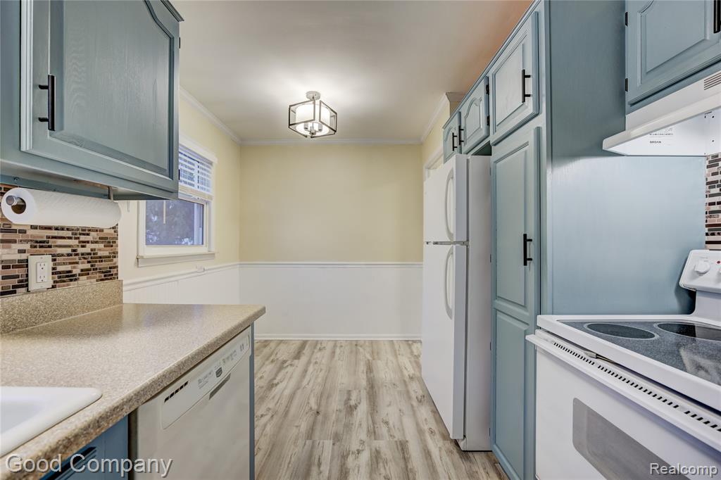 706 N Vermont Avenue, Royal Oak, MI 48067 — Photo 10