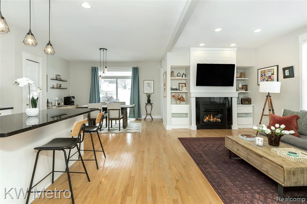 4095 Thomas Avenue, Berkley, MI 48072 — Photo 4