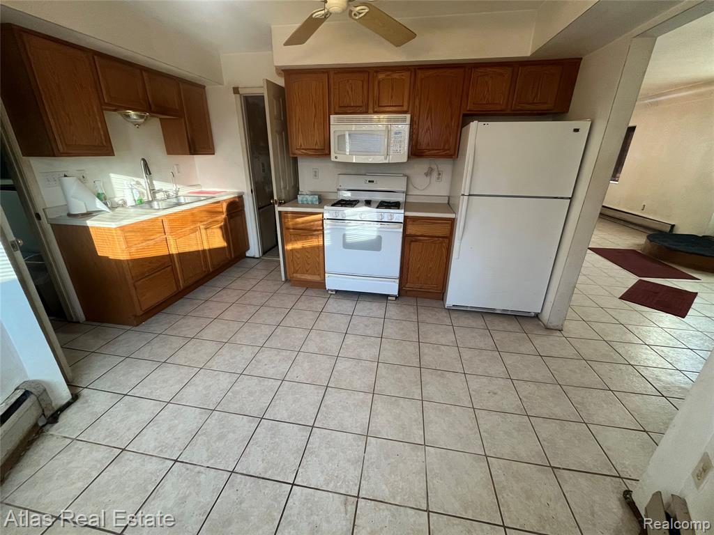 4067 Jefferson Street, Burton, MI 48509 — Photo 12