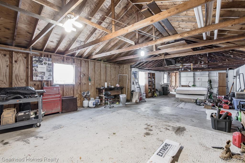 2340 Rollins Street, Grand Blanc, MI 48439 — Photo 36