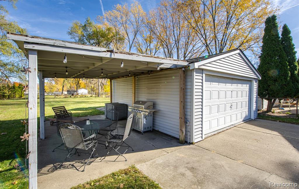 44084 Utica Road, Utica, MI 48317 — Photo 39