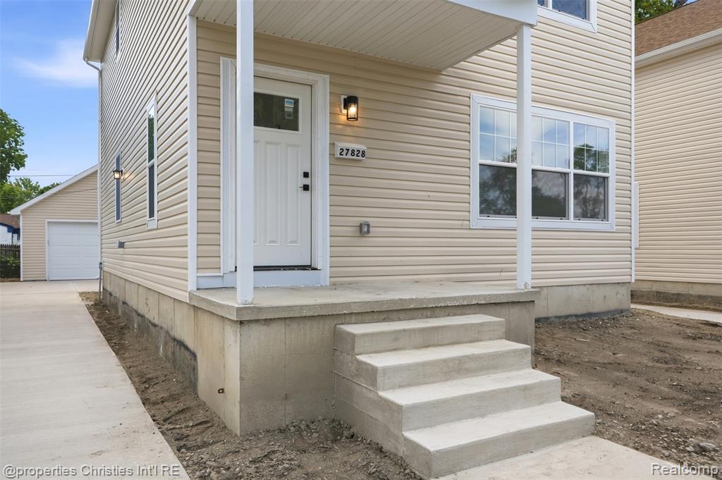 27828 Groveland Street, Madison Heights, MI 48071 — Photo 3