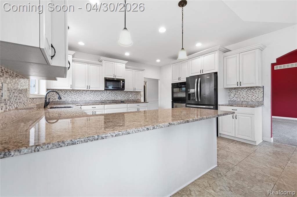 28796 Liparoto Boulevard, Flat Rock, MI 48134 — Photo 36