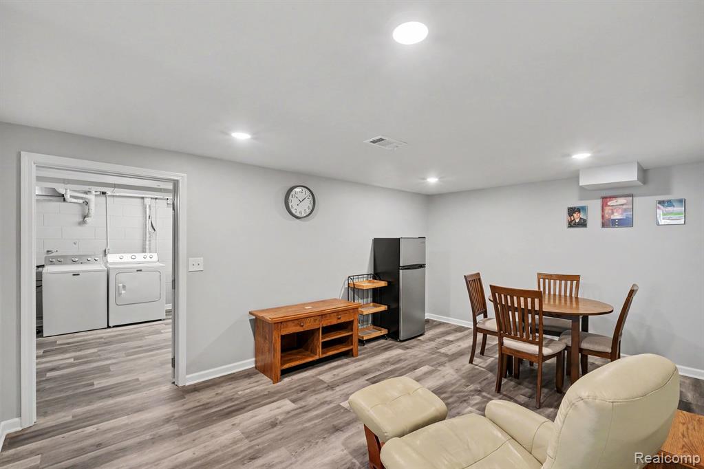 5504 Antoinette Drive, Grand Blanc, MI 48439 — Photo 28