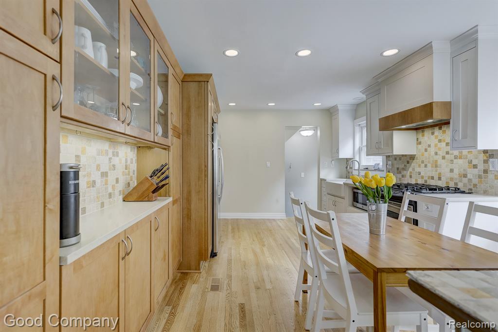 924 Marywood Drive, Royal Oak, MI 48067 — Photo 6