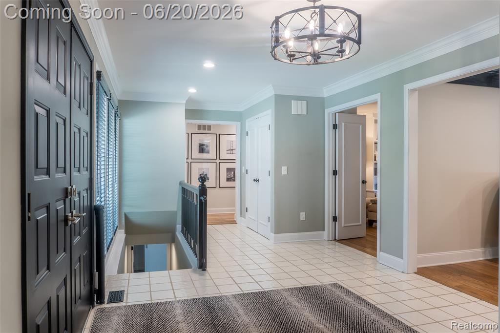 4413 Pinehurst Drive, West Bloomfield, MI — Photo 12