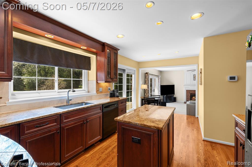 45075 Courtview Trail, Novi, MI — Photo 11