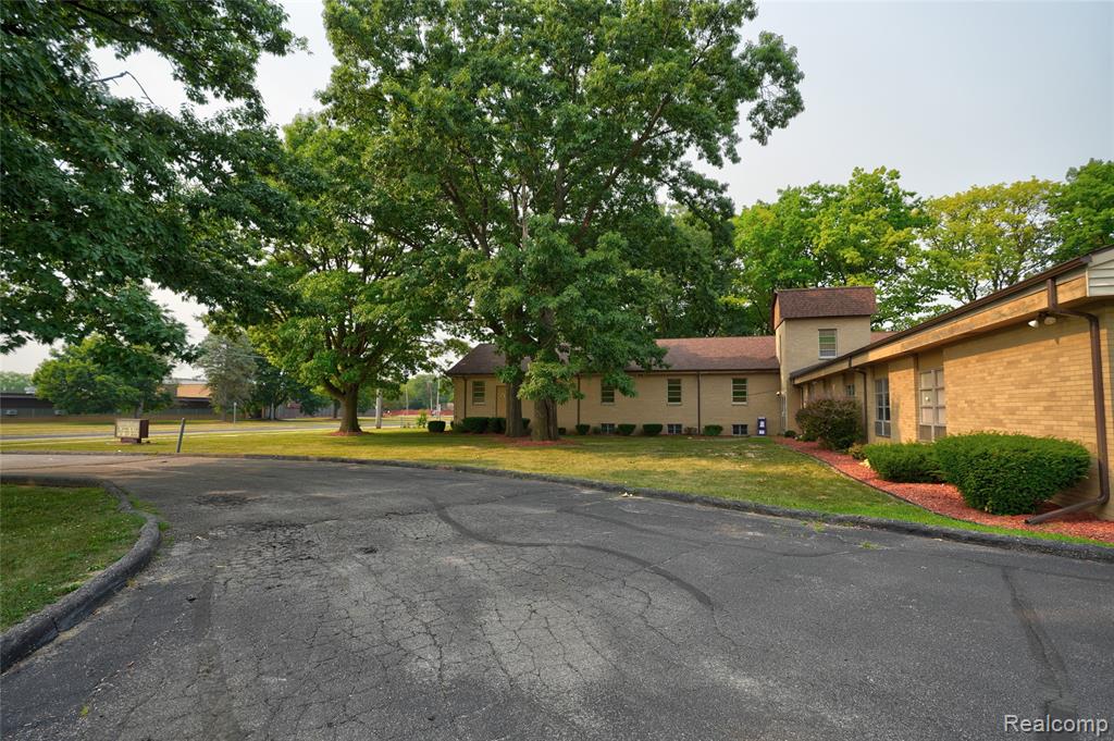 6202 Dupont Street, Flint, MI 48505 — Photo 5