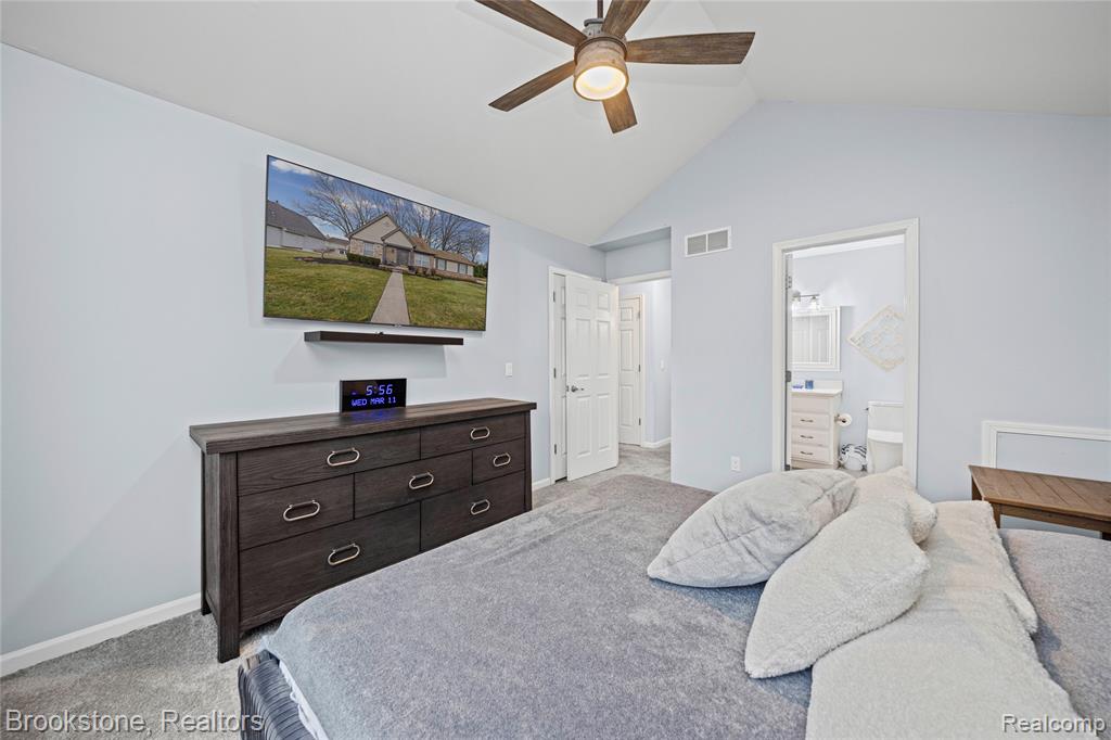 510 Woodland Hills Drive, Walled Lake, MI 48390 — Photo 24