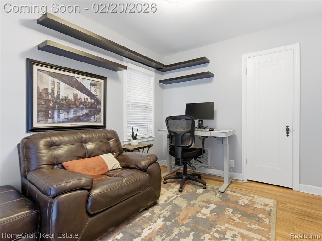 742 SAINT JOHN Street, Wyandotte, MI 48192 — Photo 15