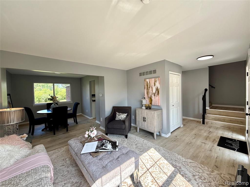 4158 KIMBERLY Drive, Canton, MI 48188 — Photo 9