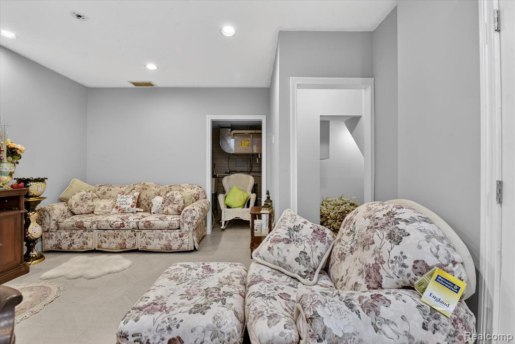 6198 Brancheau Road, Newport, MI 48166 — Photo 40