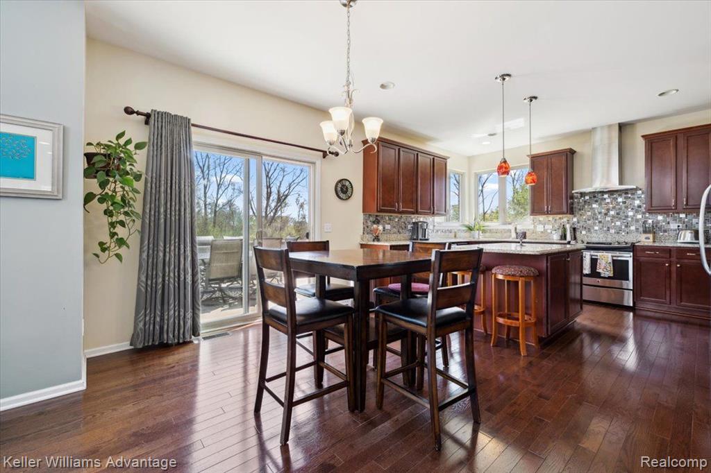 51146 UPLAND VIEW Street, Canton, MI 48188 — Photo 9