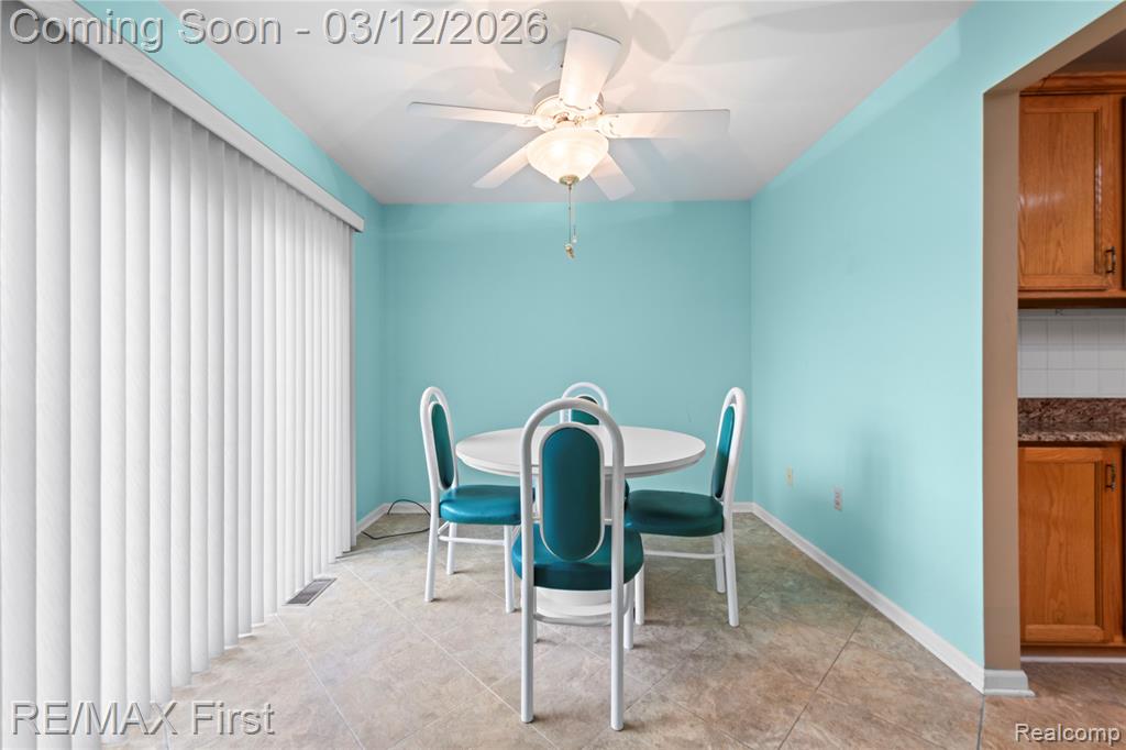 48578 Edgemont Court, Utica, MI 48315 — Photo 11