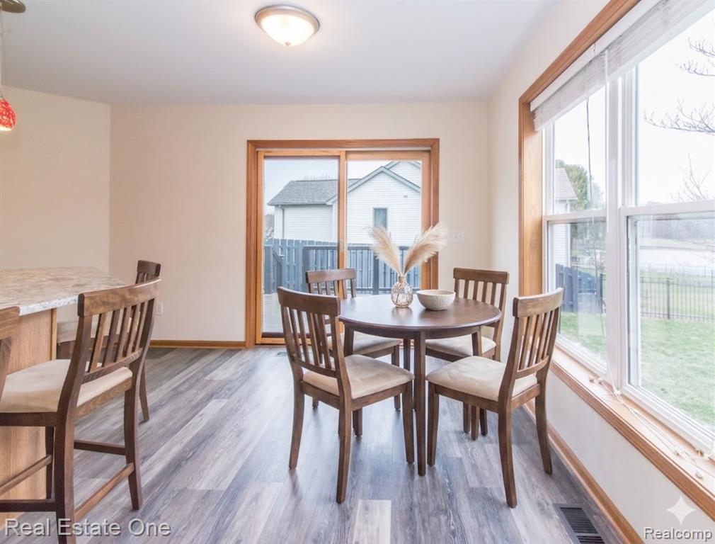 416 Umberland Drive, Howell, MI 48843 — Photo 6