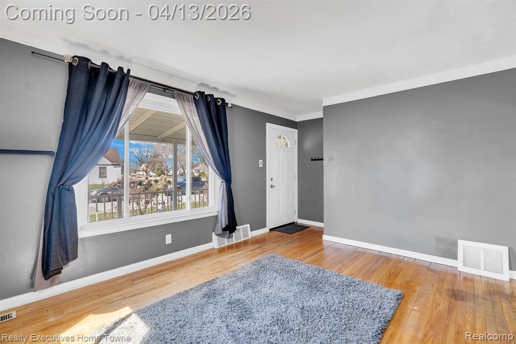 29940 John J Street, Roseville, MI 48066 — Photo 11