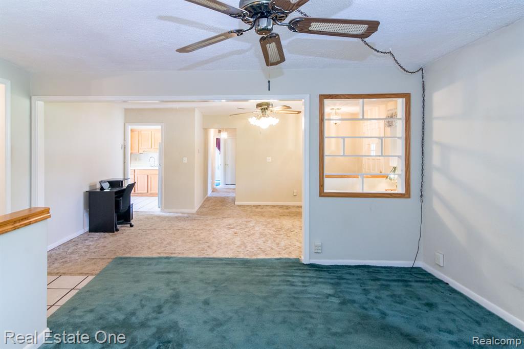 4049 MEIGS Avenue, Waterford, MI 48329 — Photo 5