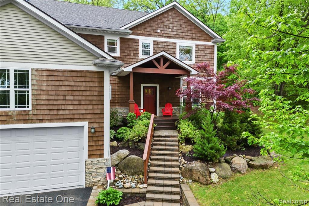 9327 VAN ANTWERP Road, Brighton, MI 48116 — Photo 4
