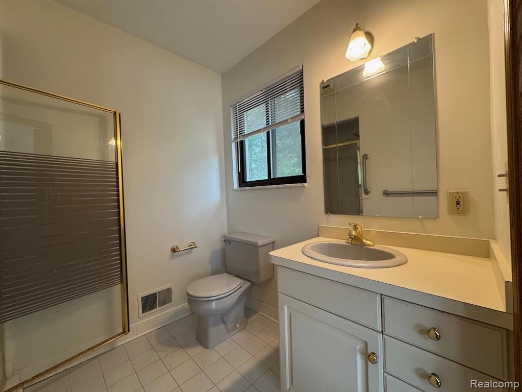40250 Pinetree Drive, Plymouth, MI 48170 — Photo 27