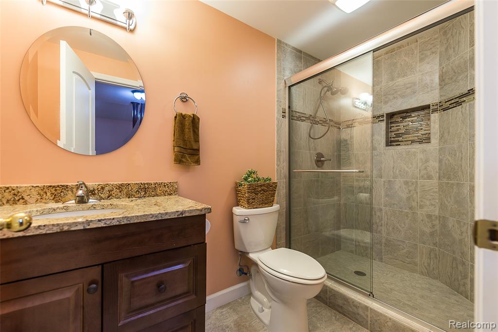 61121 Kocher Drive, South Lyon, MI 48178 — Photo 45