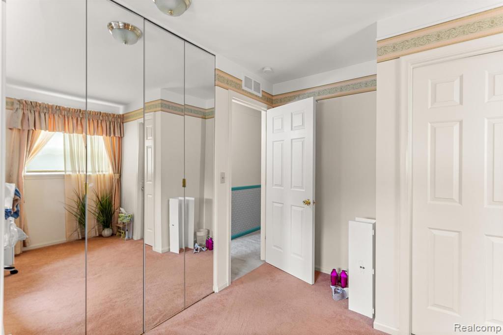 6125 ARDMORE, Dearborn Heights, MI 48127 — Photo 21