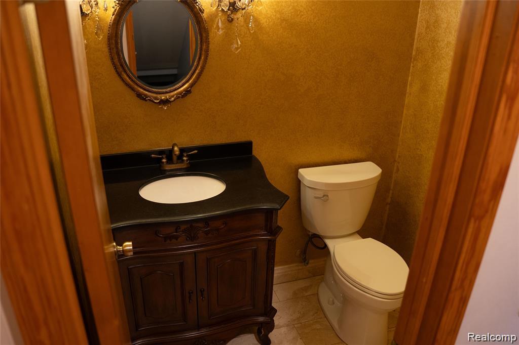 6651 Arlington Drive, West Bloomfield, MI — Photo 42