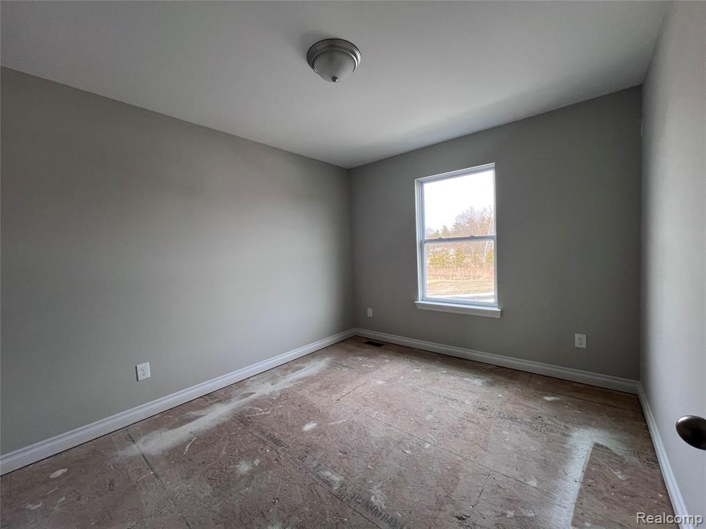 471 Pattan Drive, Wixom, MI — Photo 8