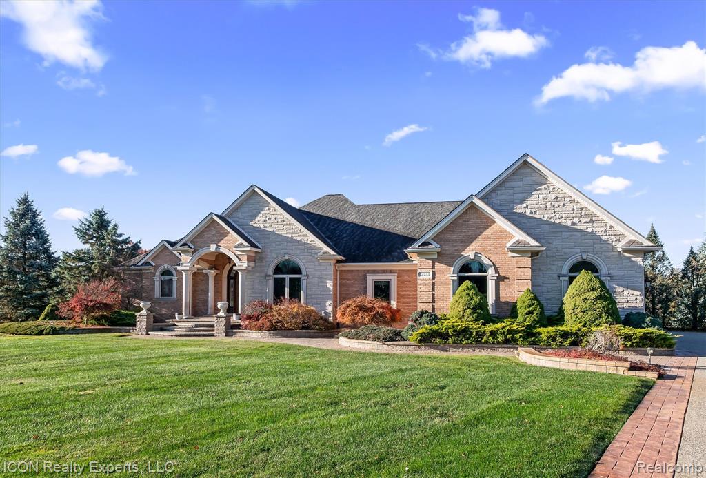 72755 Solanus Drive, Bruce, MI 48065 — Photo 7