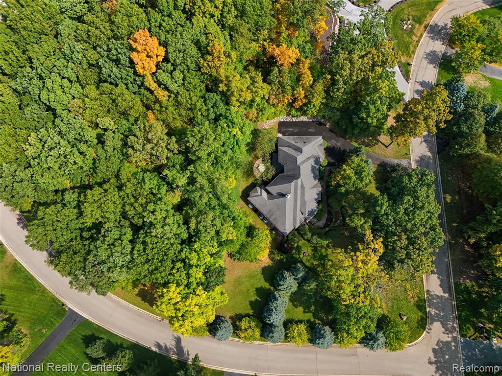 5010 Forest Valley Drive, Clarkston, MI 48348 — Photo 83