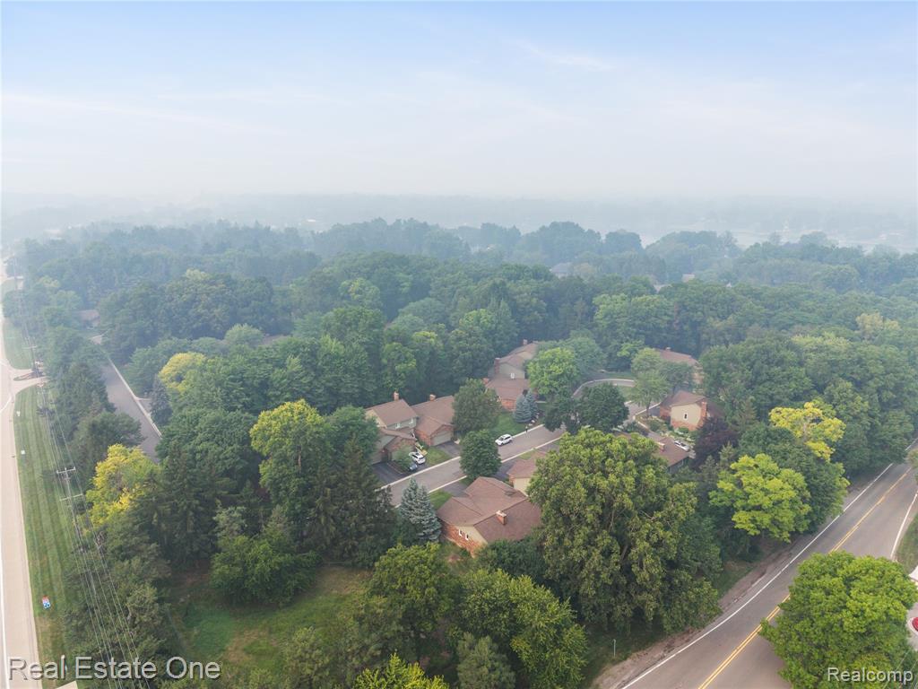 5584 N Adams Way, Bloomfield Hills, MI 48302 — Photo 59