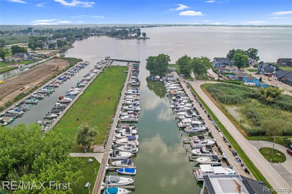 7953 Bouvier Bay, MI — Photo 42