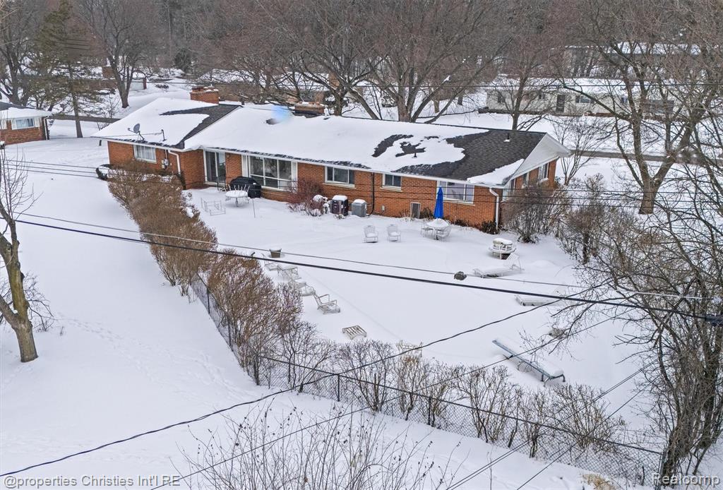 952 N Reading Road, Bloomfield Hills, MI 48304 — Photo 27