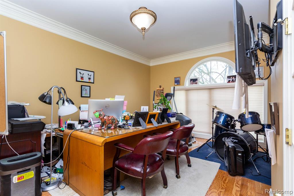 49759 Lakebridge Drive, Shelby Twp, MI 48315 — Photo 29