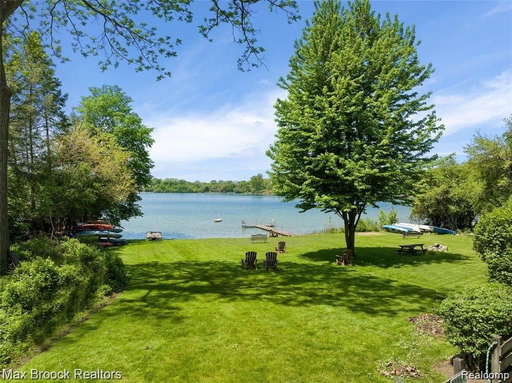5905 Wing Lake Road, Bloomfield Hills, MI 48301 — Photo 45
