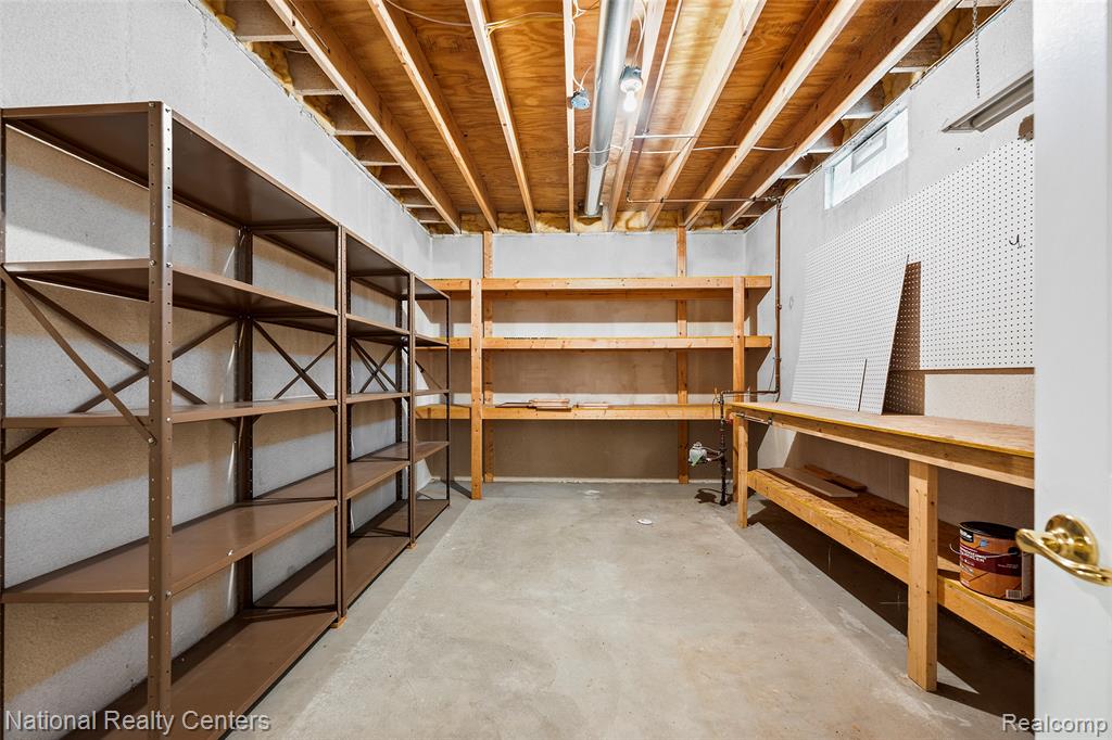 49455 N Glacier Avenue, 43, Northville, MI 48168 — Photo 38