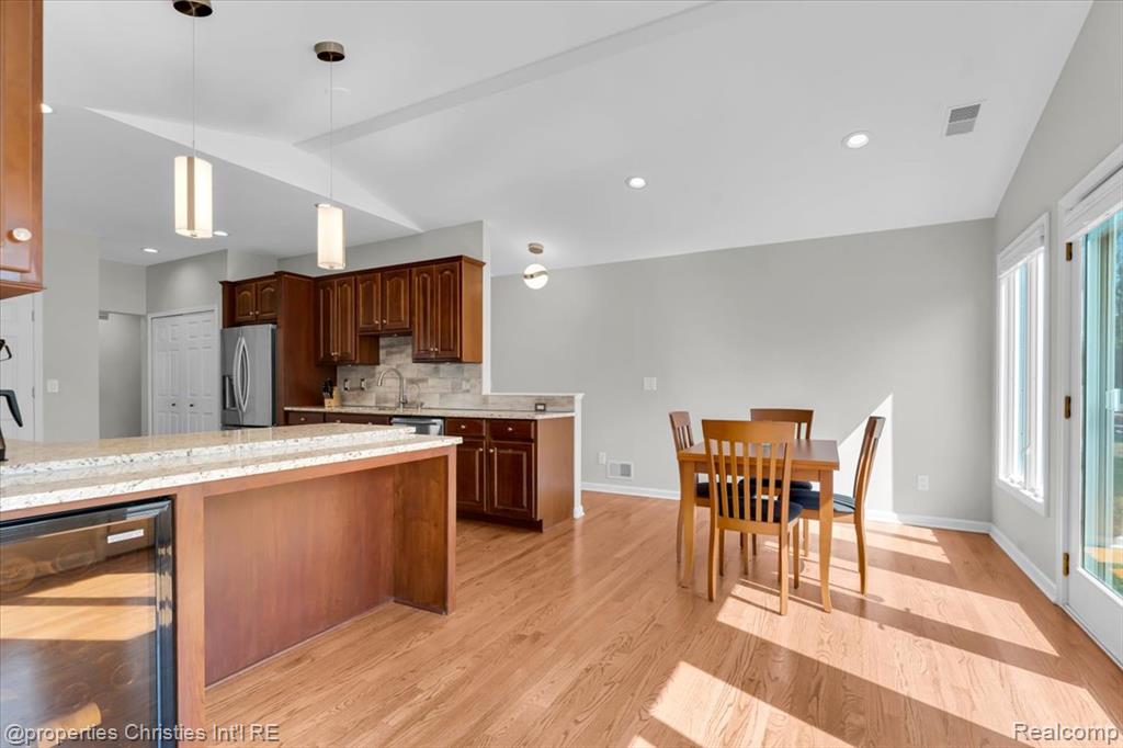 6225 Golfview Drive, Bloomfield Hills, MI 48301 — Photo 8