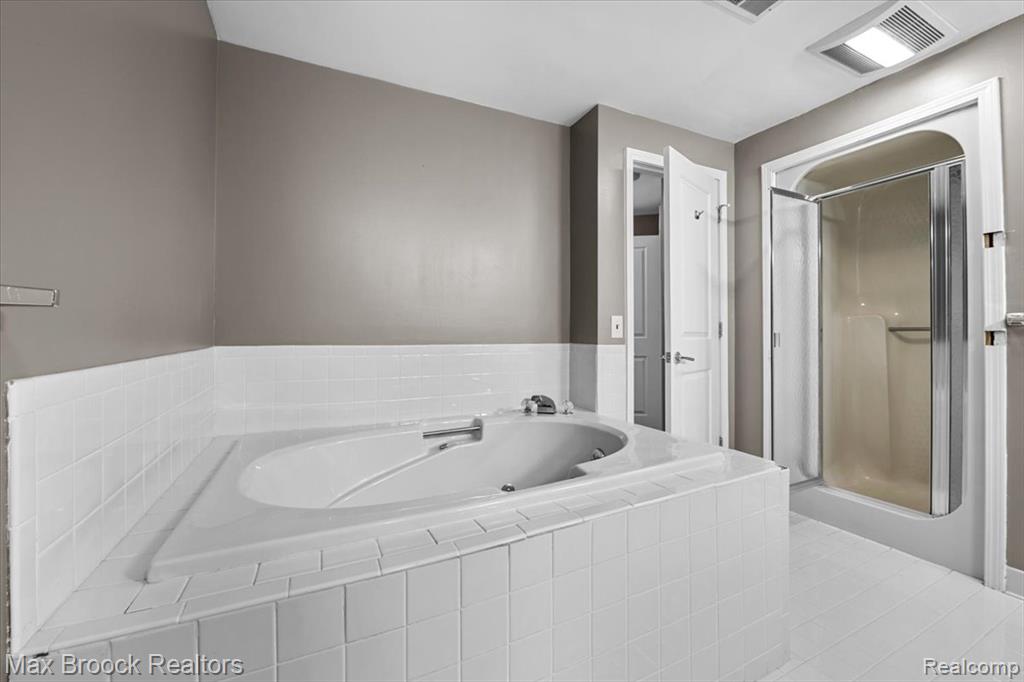 969 Greenview Court, 42, Rochester Hills, MI 48307 — Photo 21