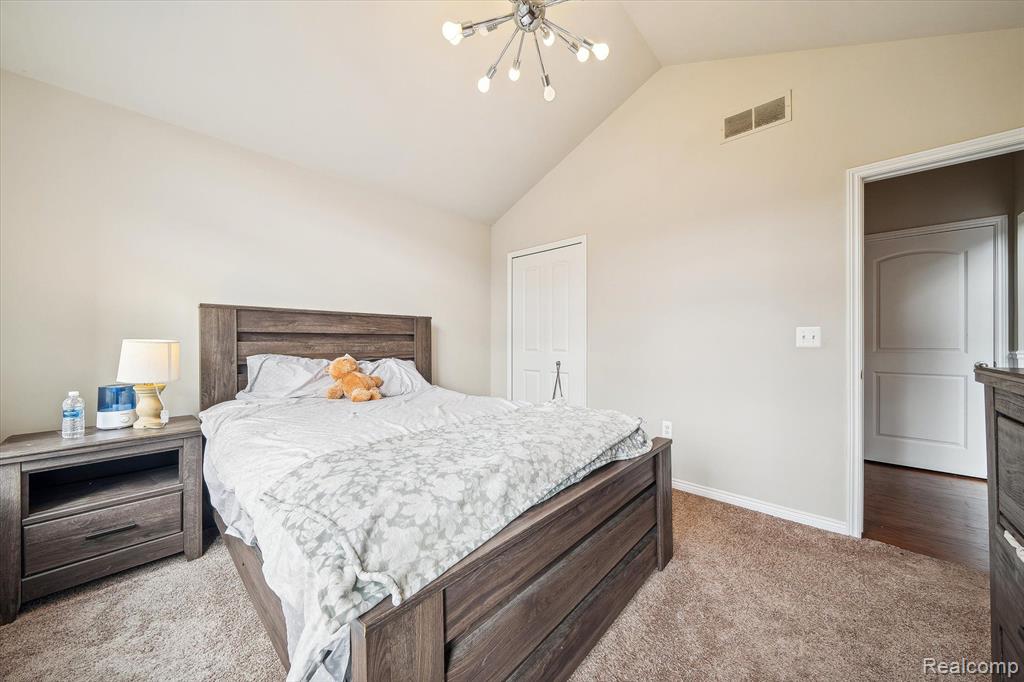 5121 HAWKSEYE Trace, Warren, MI 48092 — Photo 24