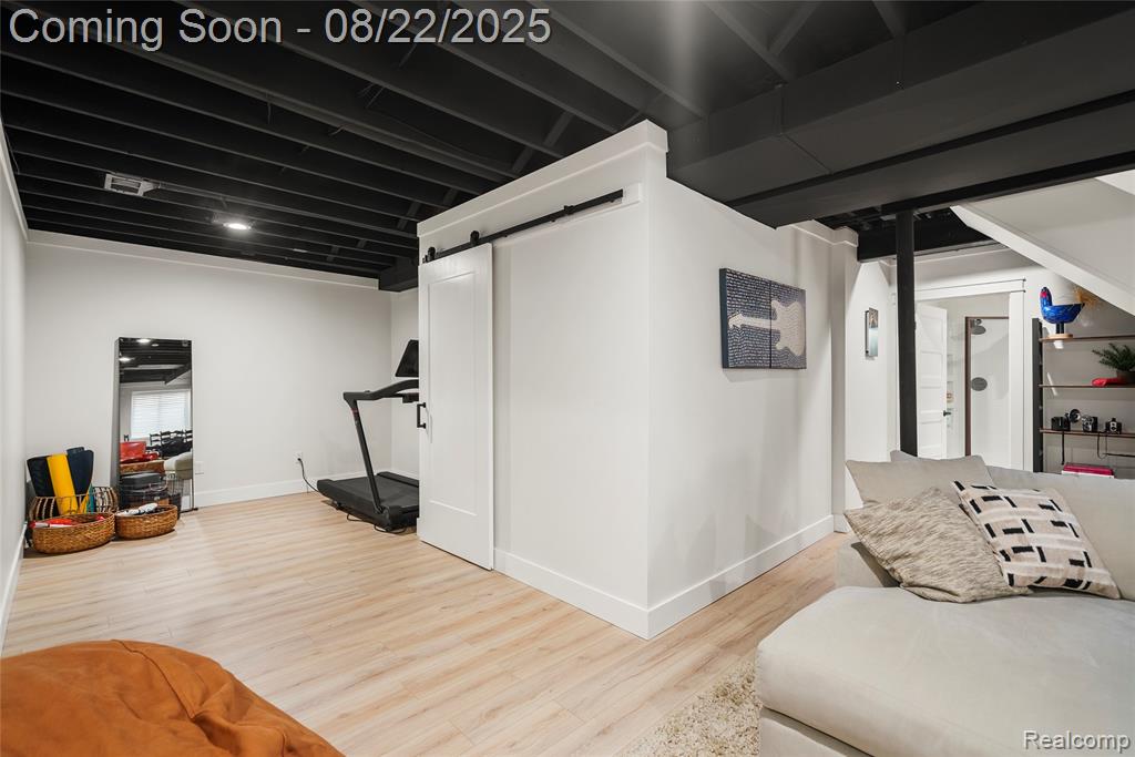 637 Edinburgh Circle, Highland, MI — Photo 33