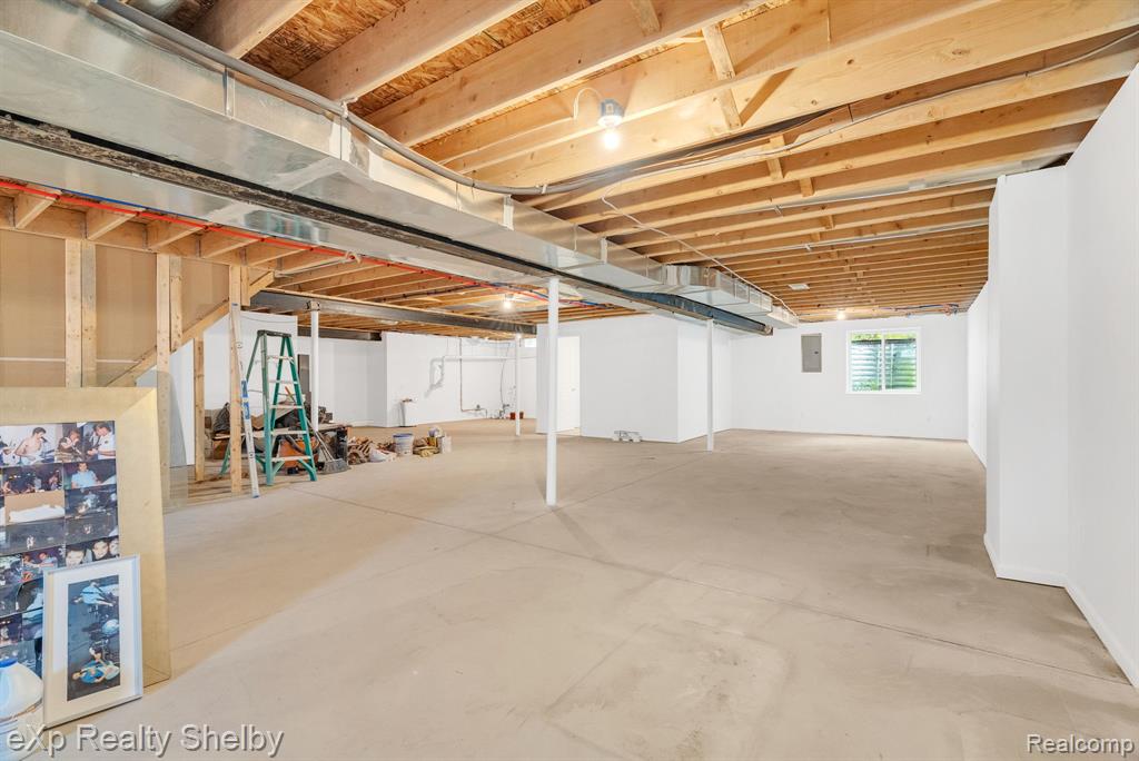 24986 Murray Street, Harrison Township, MI — Photo 40