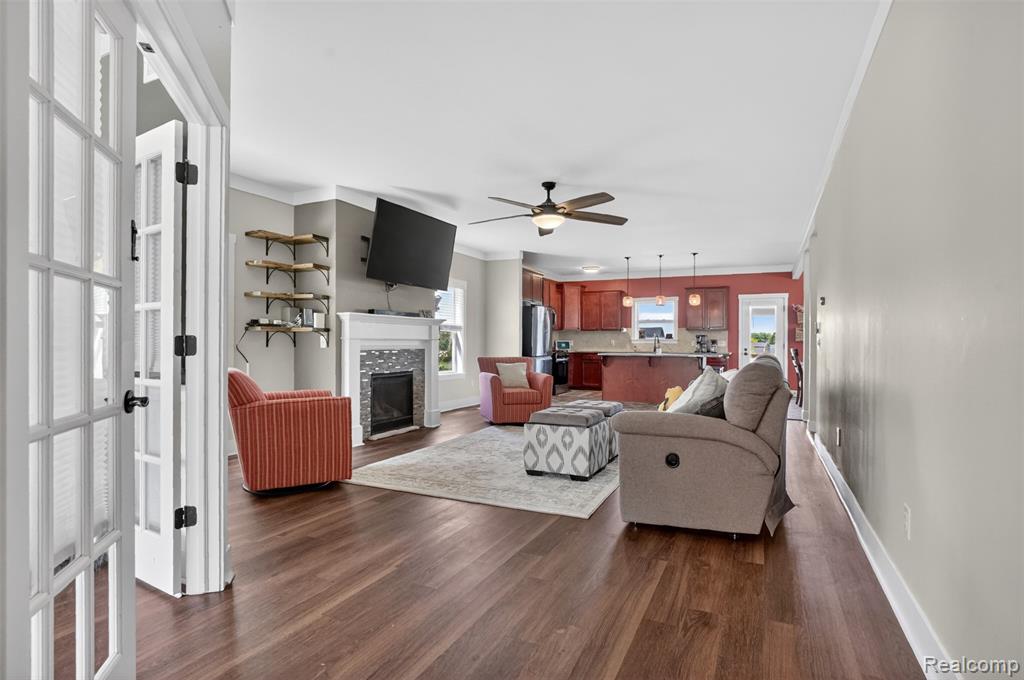 3524 Amber Oaks Drive, Howell, MI 48855 — Photo 5