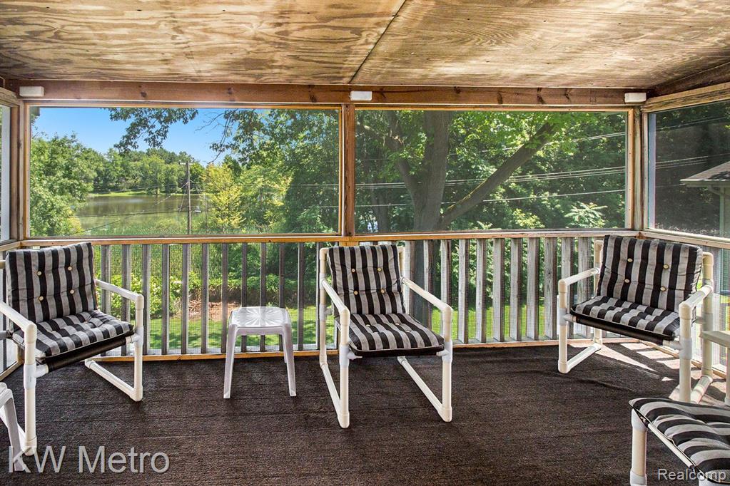 4491 DECKERLAND Street, West Bloomfield, MI 48323 — Photo 19