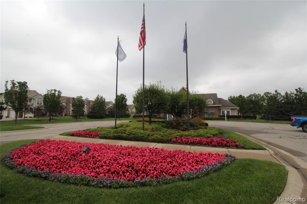 2224 Leighton Drive, Utica, MI 48317 — Photo 35