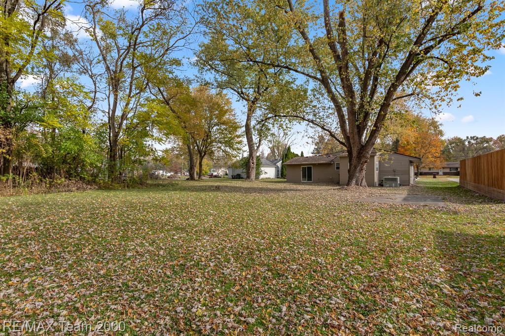 47461 VANKER Avenue, Shelby Twp, MI 48317 — Photo 7