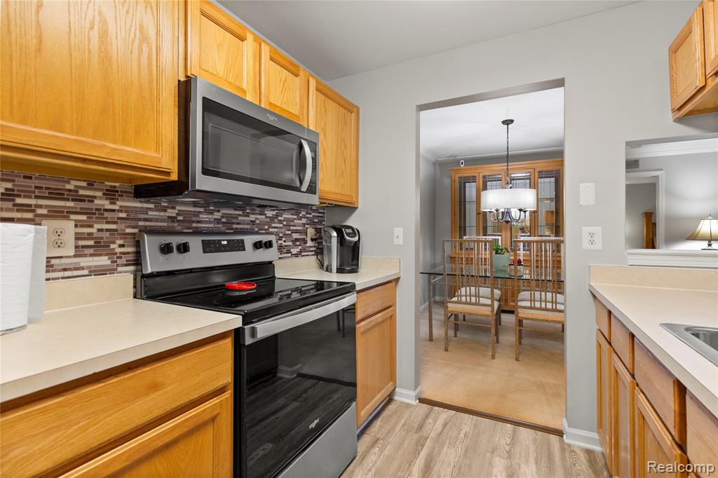 56575 Chesapeake Trail, Shelby Twp, MI 48316 — Photo 11
