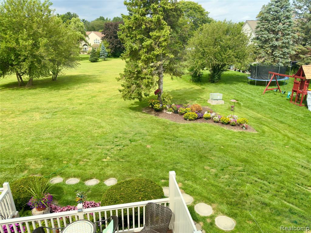 47582 Fox Court, Canton, MI 48187 — Photo 38