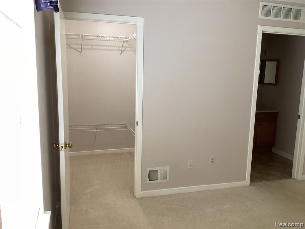 41423 BELDEN Circle, Novi, MI — Photo 17