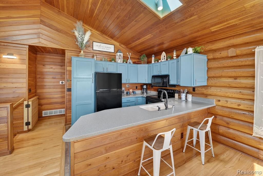 7767 Wexford Court, Onsted, MI 49265 — Photo 12