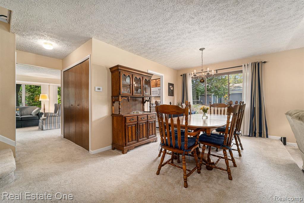 772 RANDALL Drive, Troy, MI 48085 — Photo 10